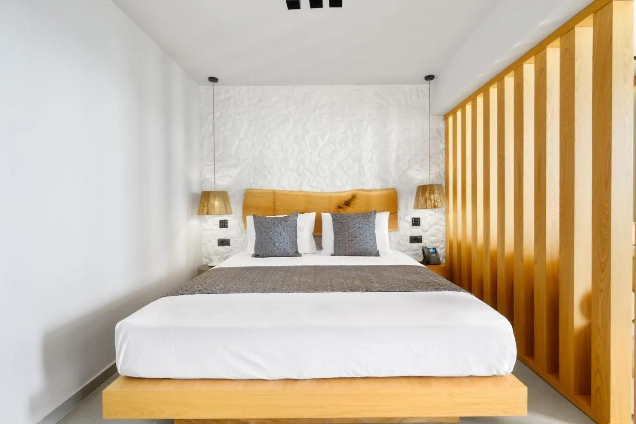 Emily'S Luxury Suites Pefkochori Greece
