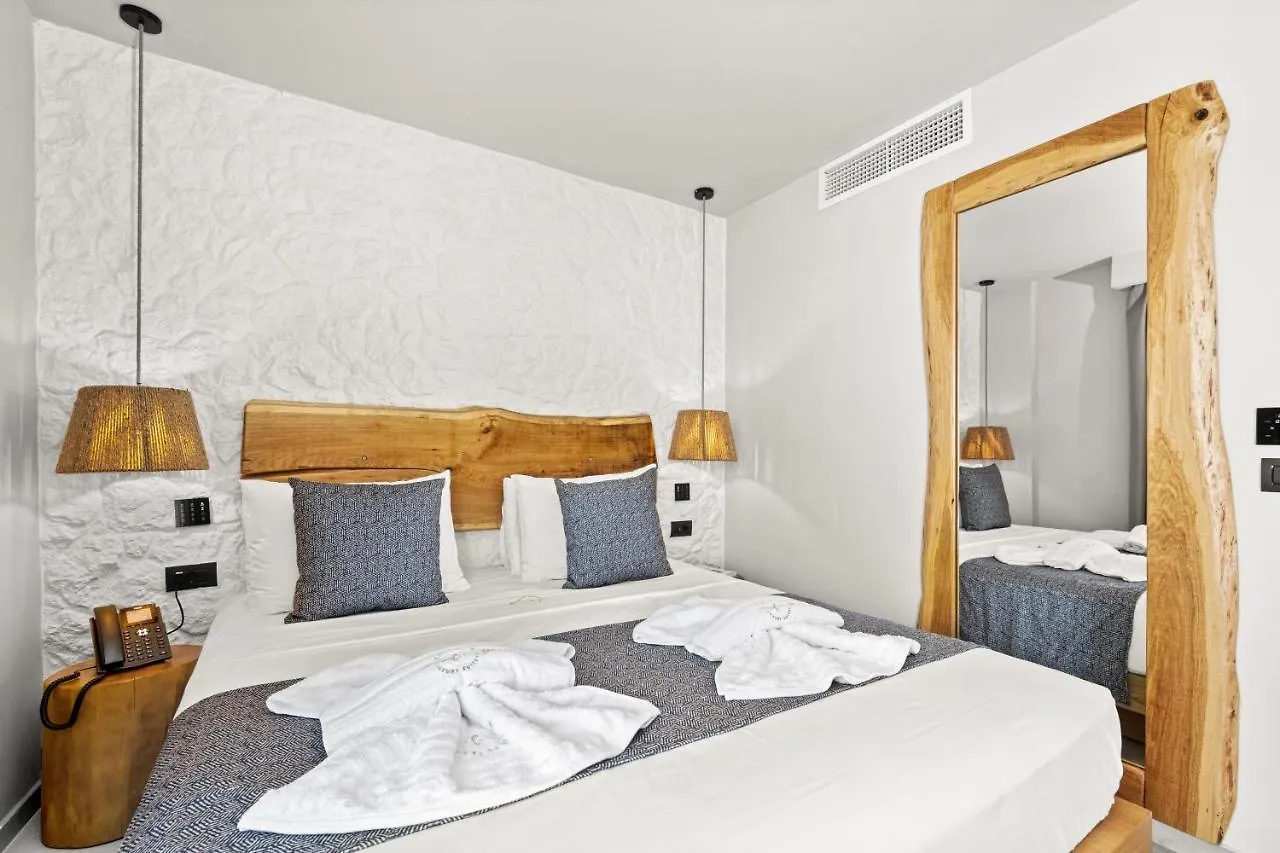 Emily'S Luxury Suites Pefkochori Apartment
