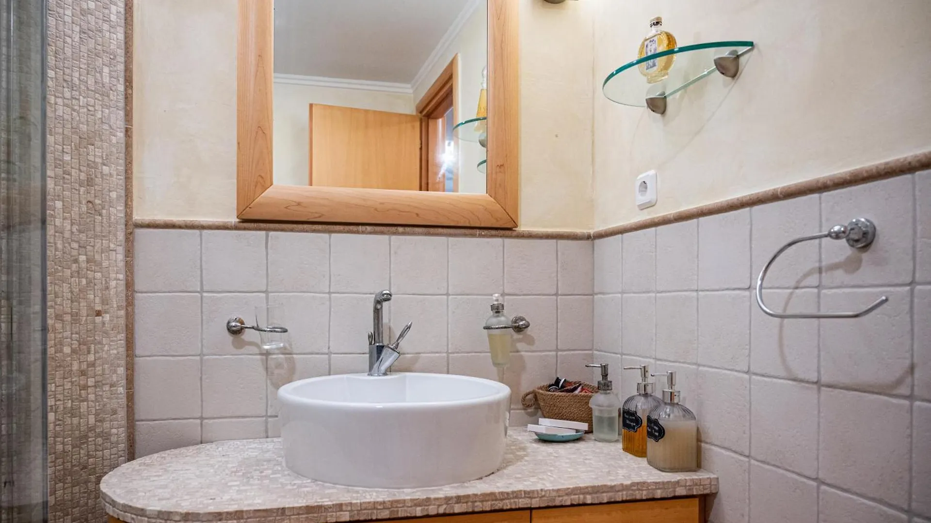 Apartment Emily'S Luxury Suites Pefkochori