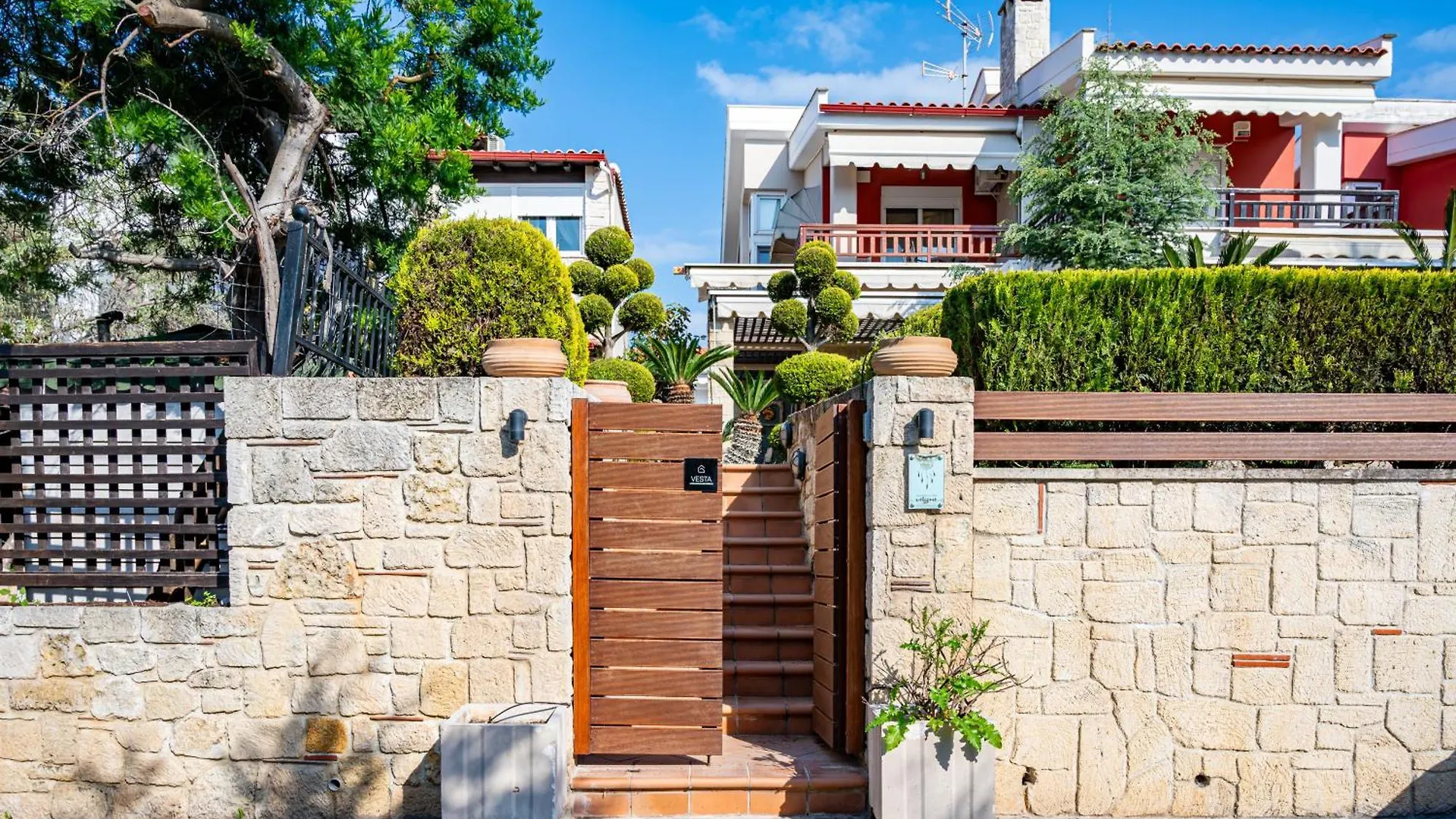 Emily'S Luxury Suites Pefkochori