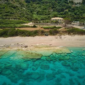 petani-beach-vovikes.kefaloniahotels.net/