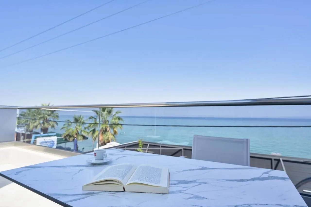Emily'S Luxury Suites Pefkochori Griechenland